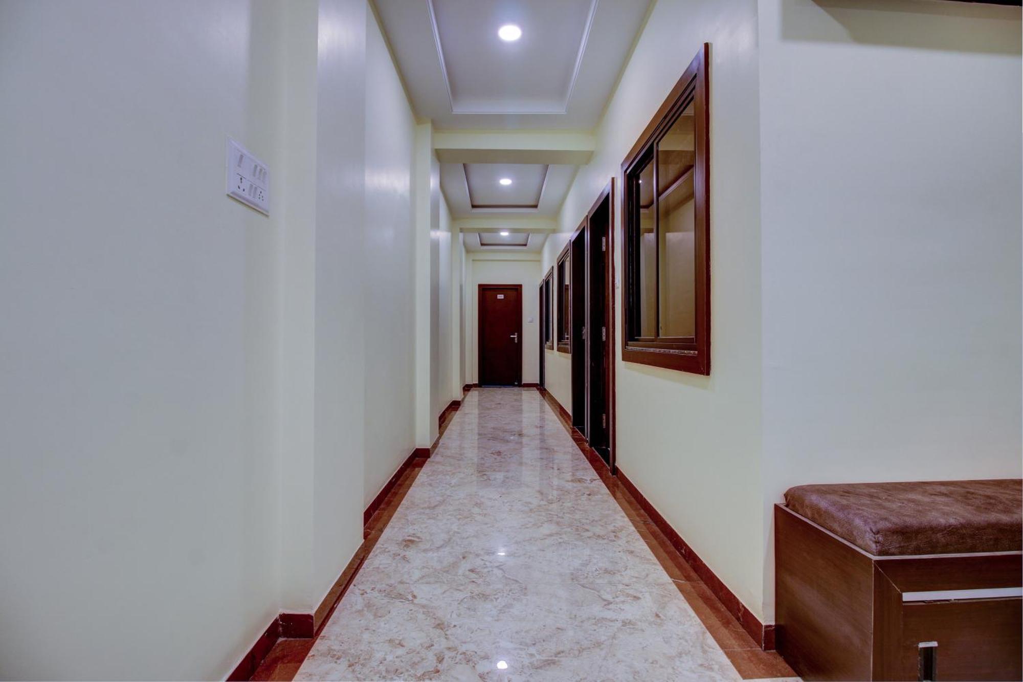 Hotel O The Shloka Bhopal Eksteriør billede